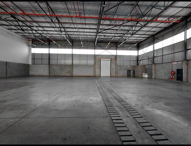 927M² WAREHOUSE TO LET IN POMONA
